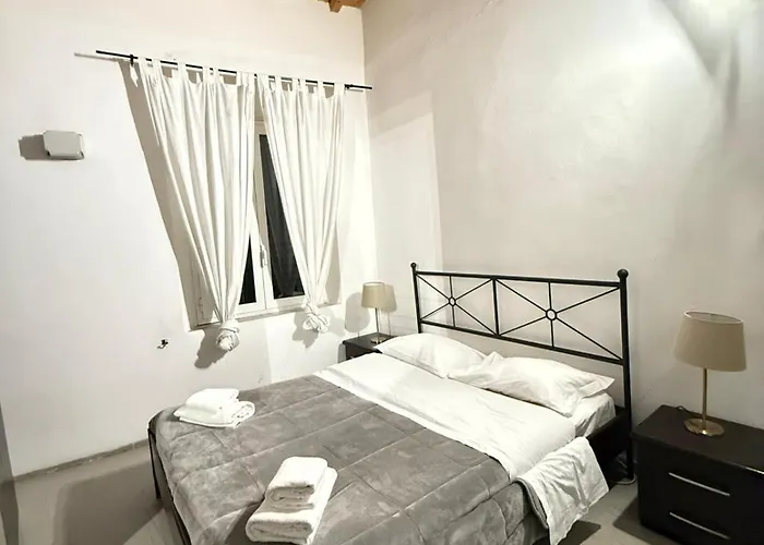 Three Bedroom In Center 公寓 *